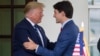 Người Việt ở Canada hy vọng nhân dân Mỹ ‘thay đổi’ suy nghĩ của Trump về thuế quan 